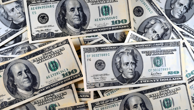 Rising Dollar, Declining Oil Prices